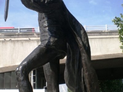 Photo by R Sones (https://creativecommons.org/licenses/by-sa/2.0/deed.en). No changes made.